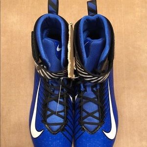 Nike Strike Shark Mens Football Cleats Size 15
